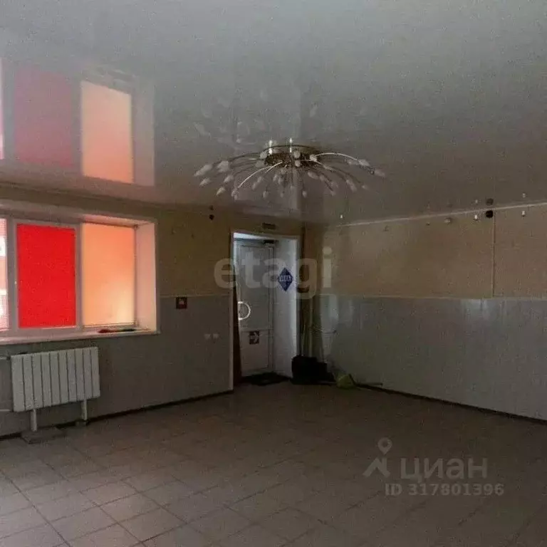 Помещение свободного назначения в Свердловская область, Кировград ... - Фото 1