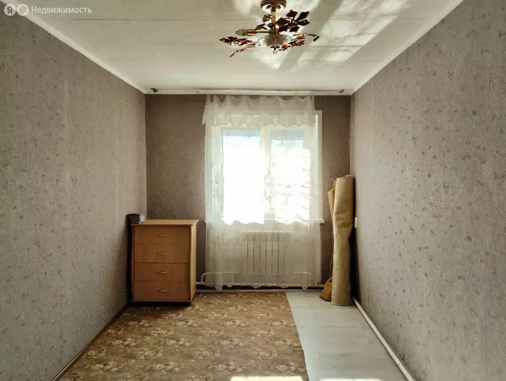 3-комнатная квартира: Курган, улица Монтажников, 1 (60.7 м) - Фото 1