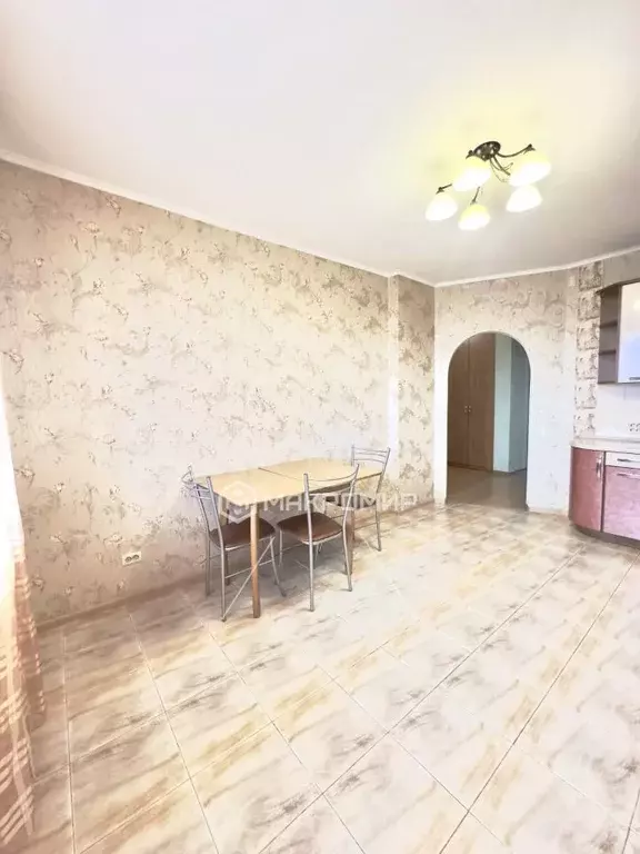 2-к кв. Брянская область, Брянск Московский просп., 49к1 (82.0 м) - Фото 1