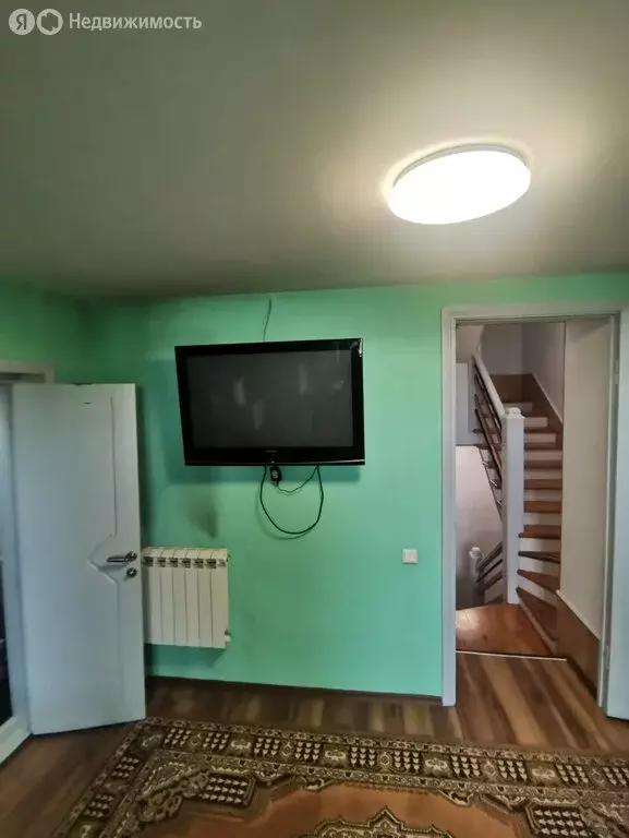 3-комнатная квартира: Бийск, Набережная улица, 9 (254.5 м) - Фото 0
