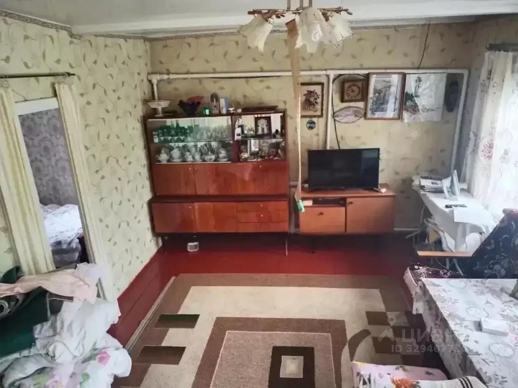 Дом в Орловская область, Новодеревеньковский район, Хомутово пгт ... - Фото 1