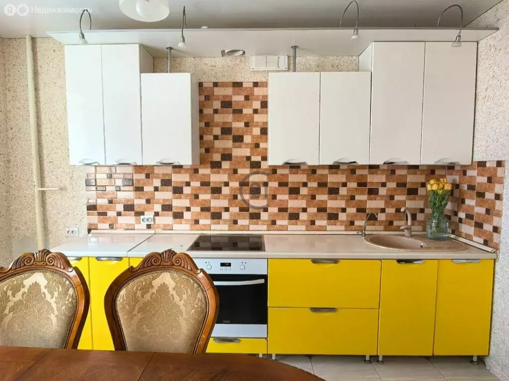 3-комнатная квартира: Тамбов, улица Киквидзе, 75Е (74.2 м) - Фото 1