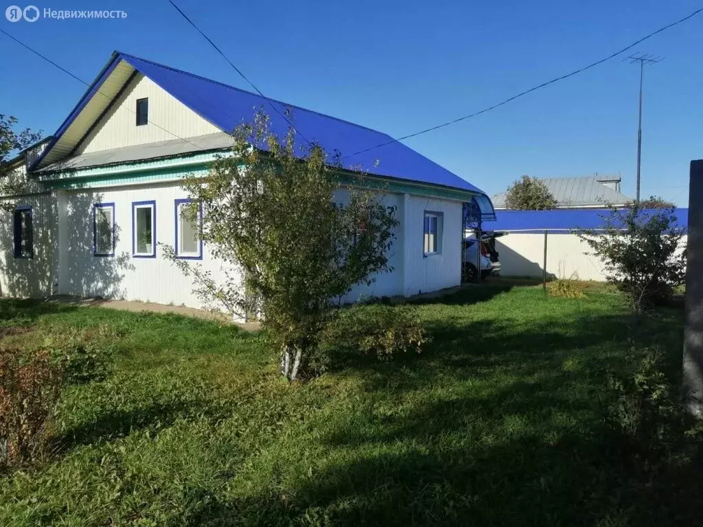 Дом в село Верхнеяркеево, улица Гагарина, 1 (73 м) - Фото 1