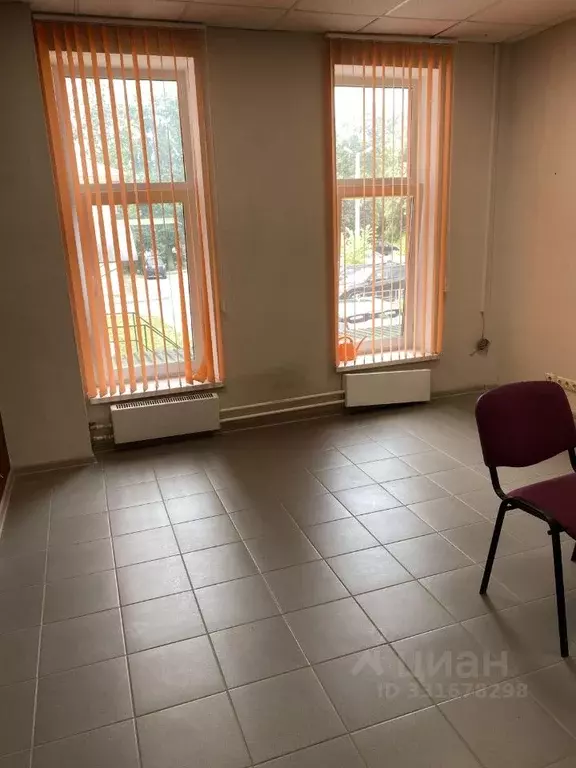 Офис в Московская область, Волоколамск ул. Панфилова, 5 (18 м) - Фото 2