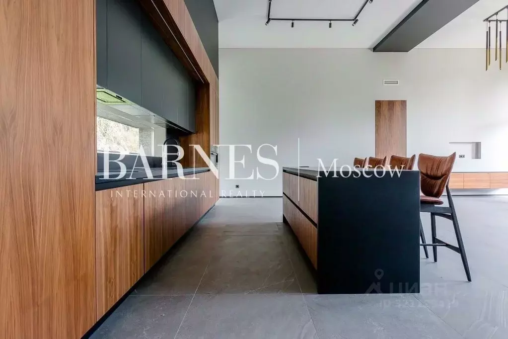 Дом в Санкт-Петербург Ушковская ул., 8 (350 м) - Фото 0