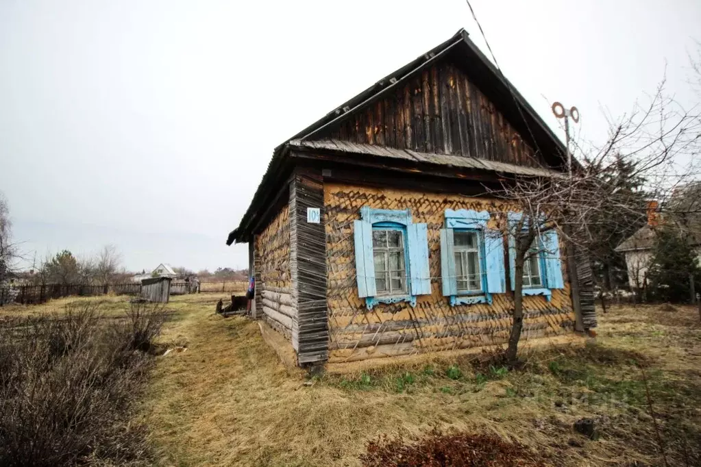 Дом в Ульяновская область, Чердаклинский район, Крестовогородищенское ... - Фото 1