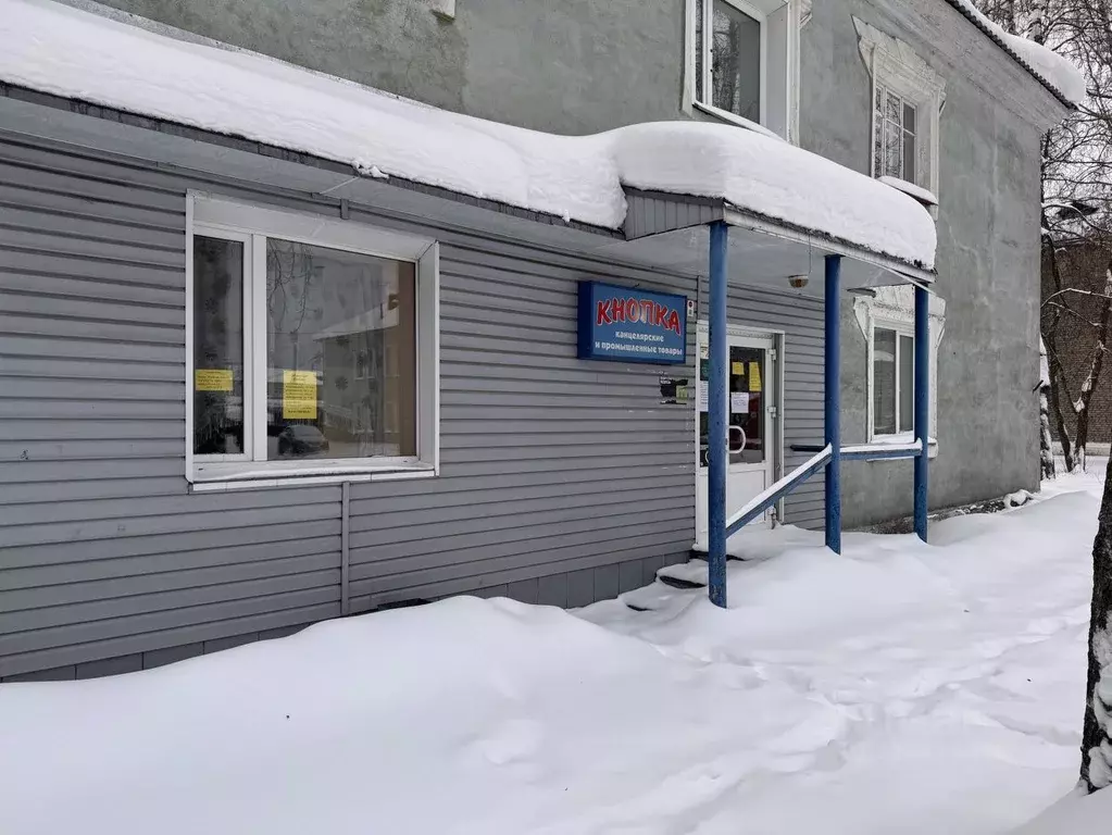 Помещение свободного назначения в Кировская область, Кирс г. ... - Фото 2