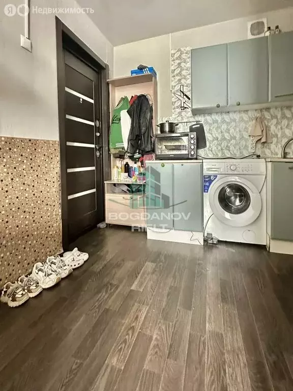 1к в 8-комнатной квартире (18.5 м) - Фото 2