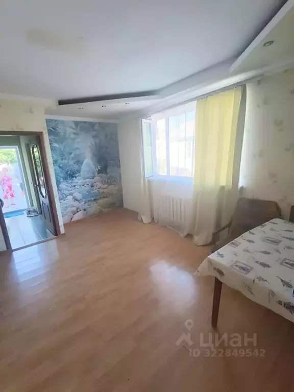 Дом в Крым, Симферопольский район, с. Мирное ул. Степная, 31 (80 м) - Фото 2