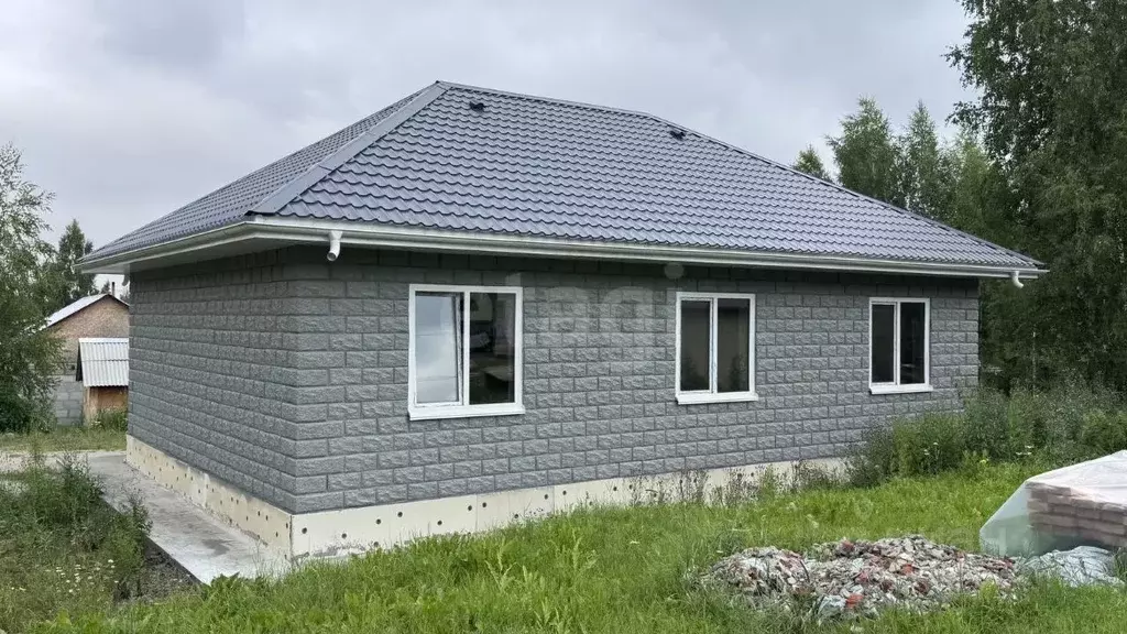 Дом в Томская область, Томск пос. Родионово, ул. Тетеревинная (105 м) - Фото 1