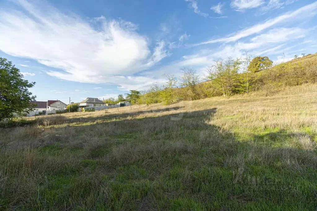 Участок в Крым, Бахчисарайский район, Почтовское с/пос, с. ... - Фото 1