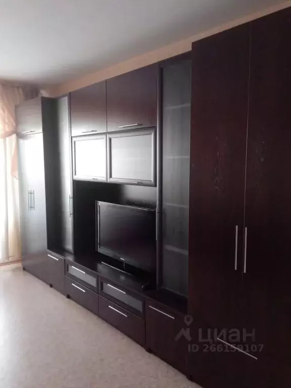 2-к кв. Алтайский край, Барнаул Балтийская ул., 2 (65.0 м) - Фото 1