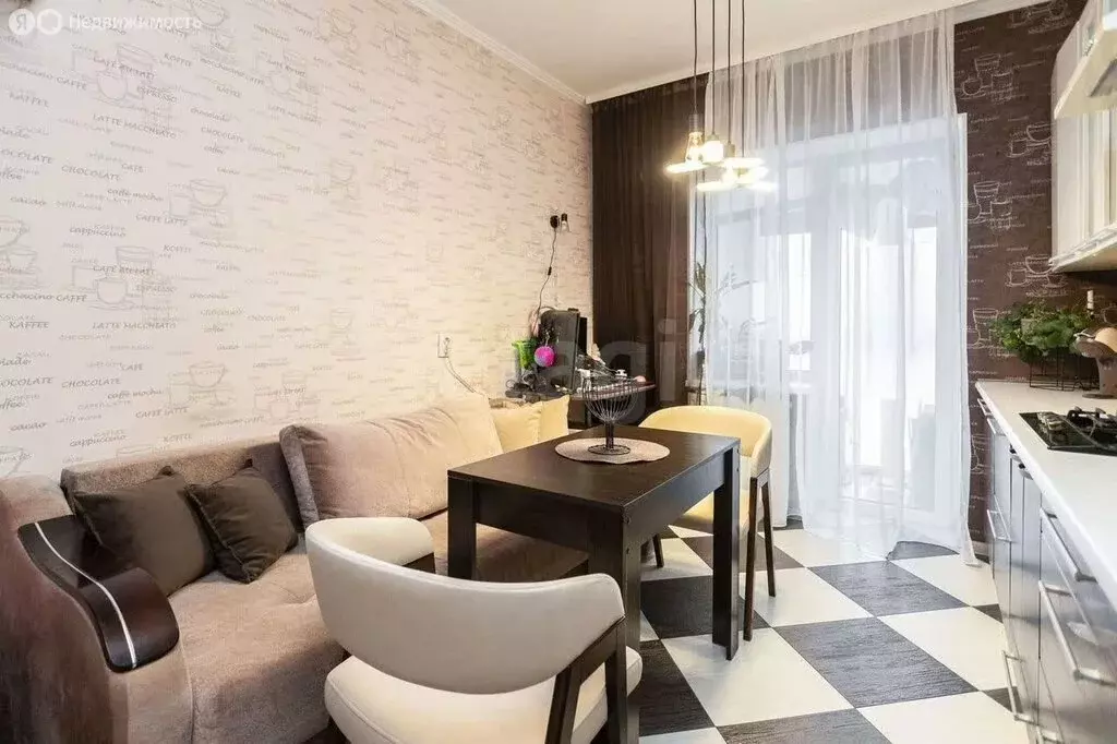 1-комнатная квартира: микрорайон Чкаловск, улица Беланова, 3 (41 м) - Фото 2