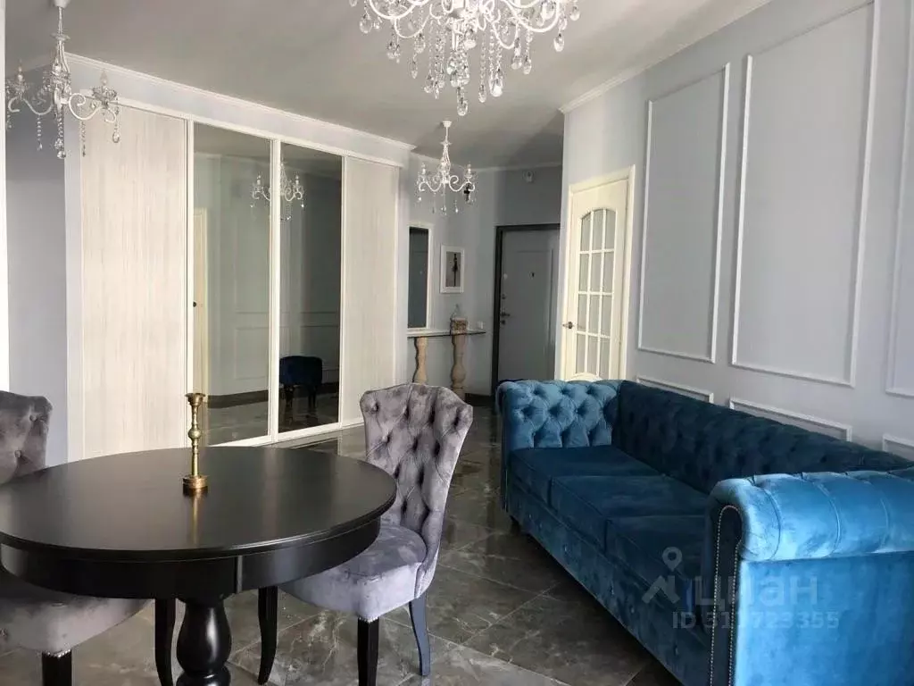3-к кв. Санкт-Петербург Кременчугская ул., 21к3 (80.0 м) - Фото 0