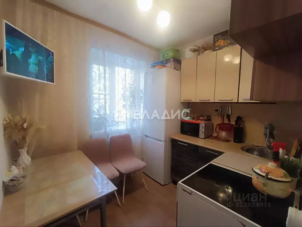 2-к кв. Бурятия, Улан-Удэ ул. Чайковского, 4 (42.8 м) - Фото 0