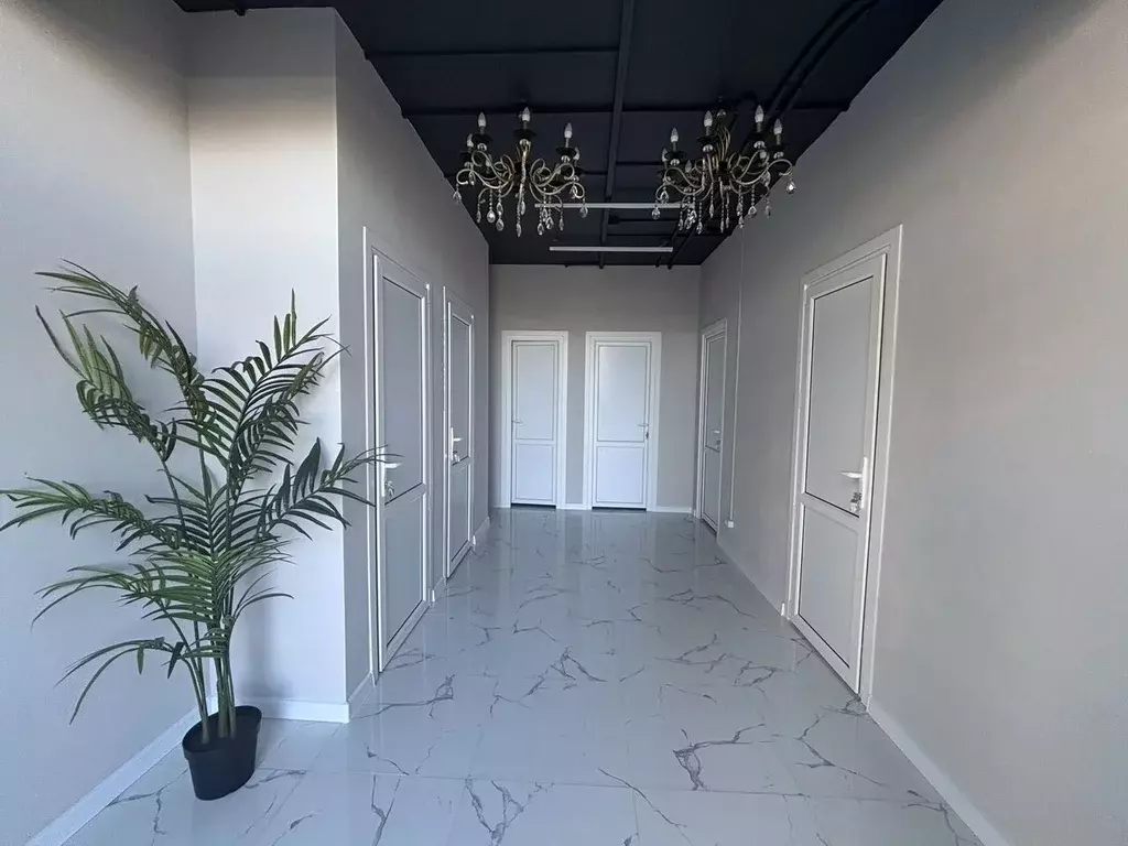 Офис в Краснодарский край, Краснодар ул. Красных Партизан, 1/4к13 (20 ... - Фото 1