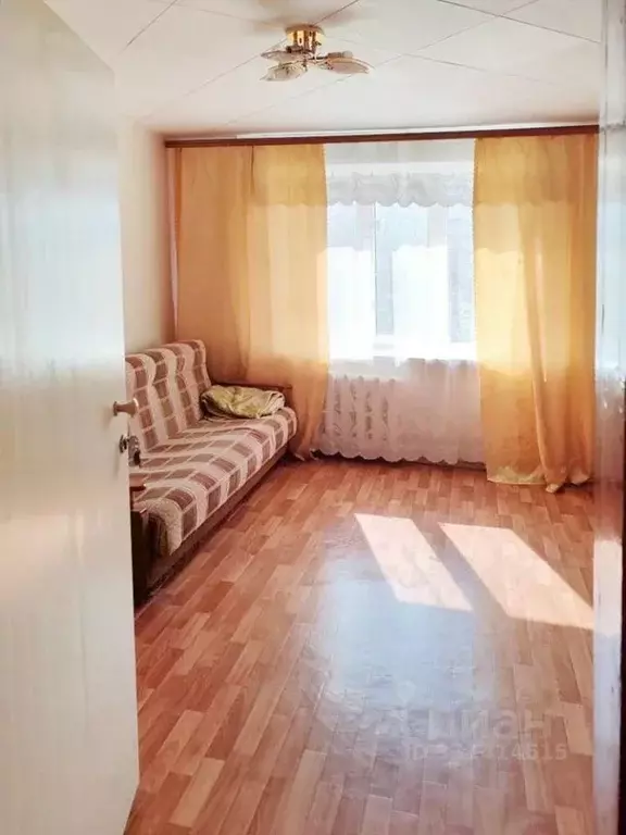 Комната Воронежская область, Воронеж ул. Молодогвардейцев, 11 (13.0 м) - Фото 1