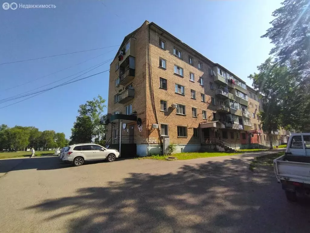 3-комнатная квартира: Чугуевка, улица Комарова, 15 (48.8 м) - Фото 0