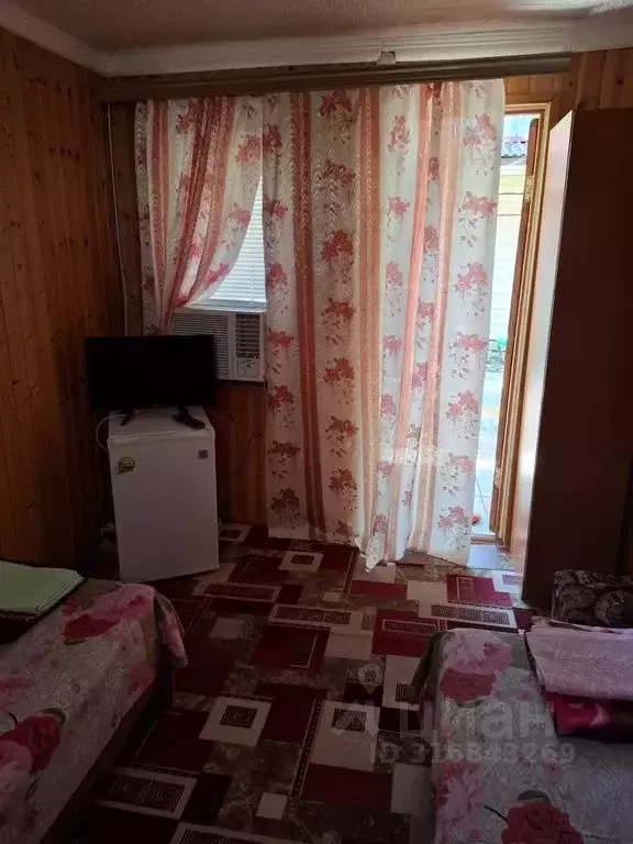 Комната Краснодарский край, Геленджик Почтовая ул., 13 - Фото 1