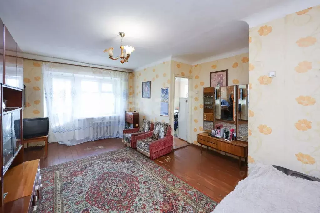 2-к кв. Хабаровский край, Хабаровск Амурский бул., 54 (42.5 м) - Фото 1