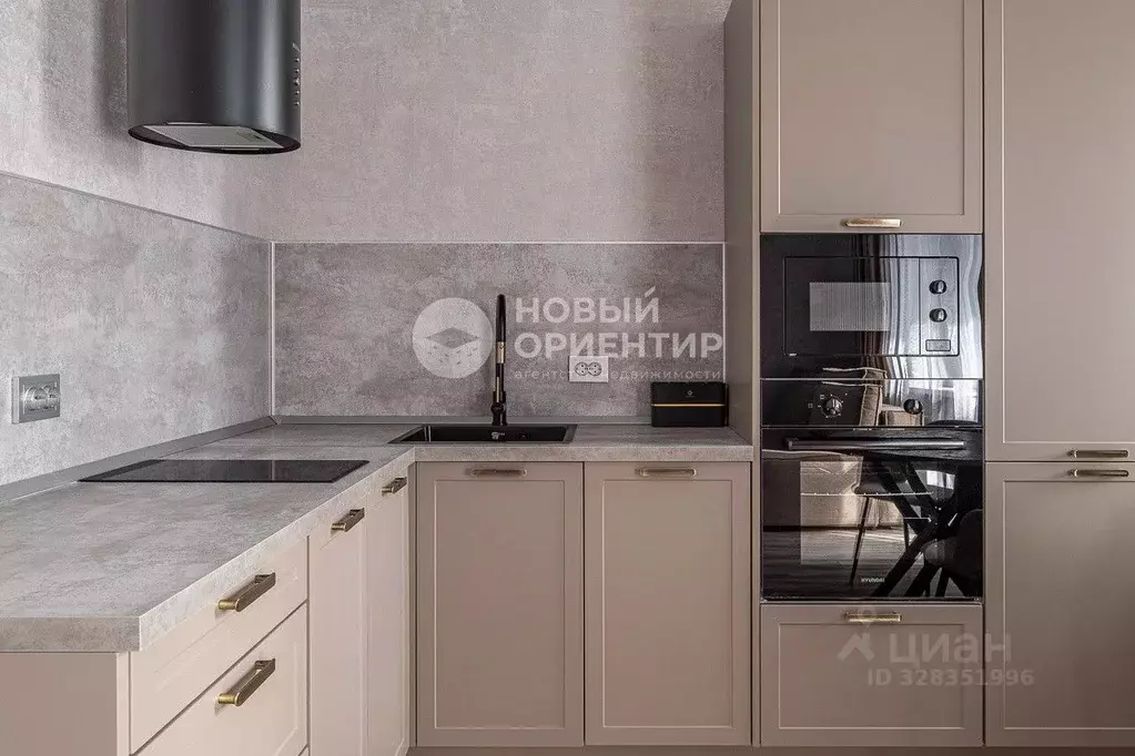 Студия Свердловская область, Екатеринбург ул. Декабристов, 20 (38.0 м) - Фото 2