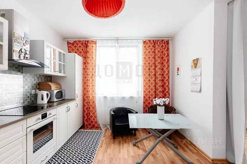 3-к кв. Свердловская область, Екатеринбург ул. Евгения Савкова, 3 ... - Фото 2