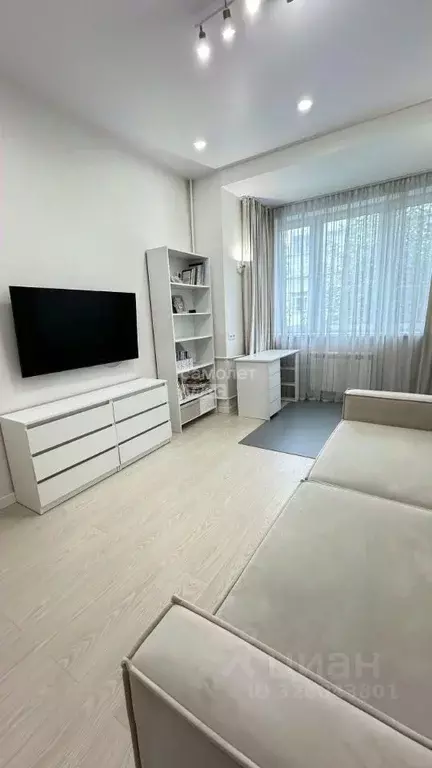 3-к кв. Москва ул. Усачева, 29К7 (68.5 м) - Фото 1