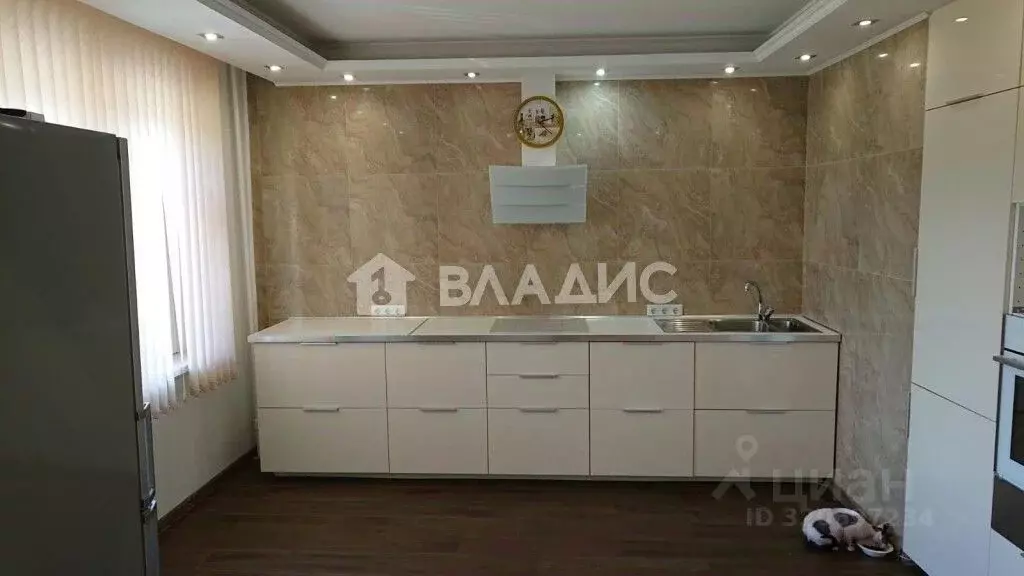 3-к кв. Владимирская область, Владимир ул. Нижняя Дуброва, 1 (81.0 м) - Фото 0