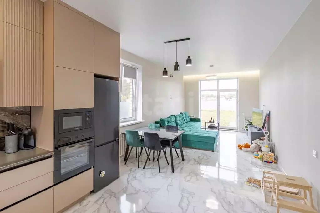 Дом в Тюменская область, Тюменский муниципальный округ, с. Успенка ул. ... - Фото 1