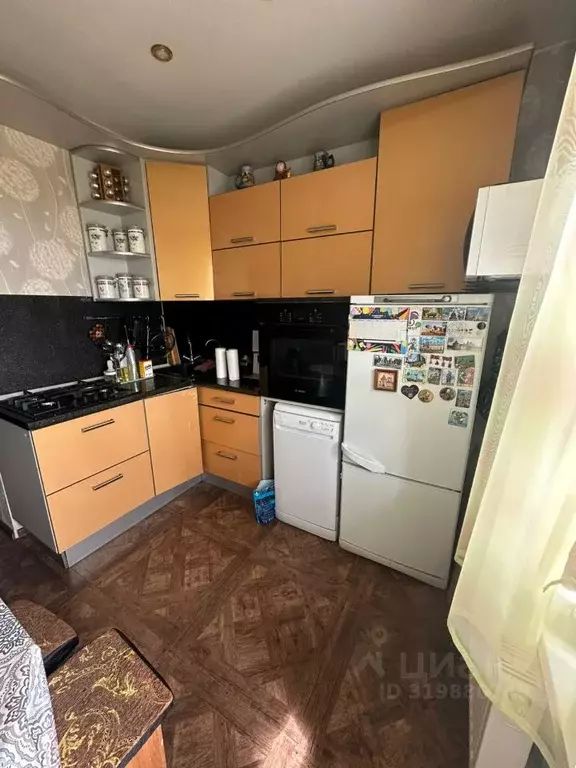 2-к кв. Псковская область, Псков ул. Шестака, 21 (53.9 м) - Фото 1