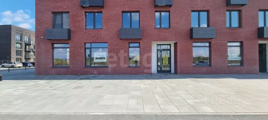 Помещение свободного назначения в Тюменская область, Тюмень ул. ... - Фото 1