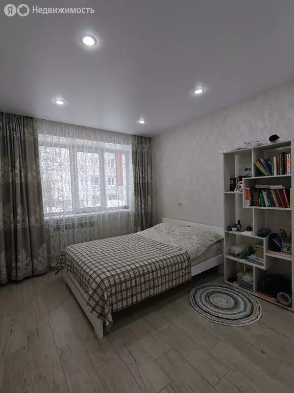 3-комнатная квартира: Чебоксары, улица Чапаева, 6 (58 м) - Фото 1