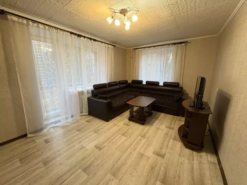 2-к кв. Санкт-Петербург ул. Ленсовета, 67К2 (42.5 м) - Фото 1