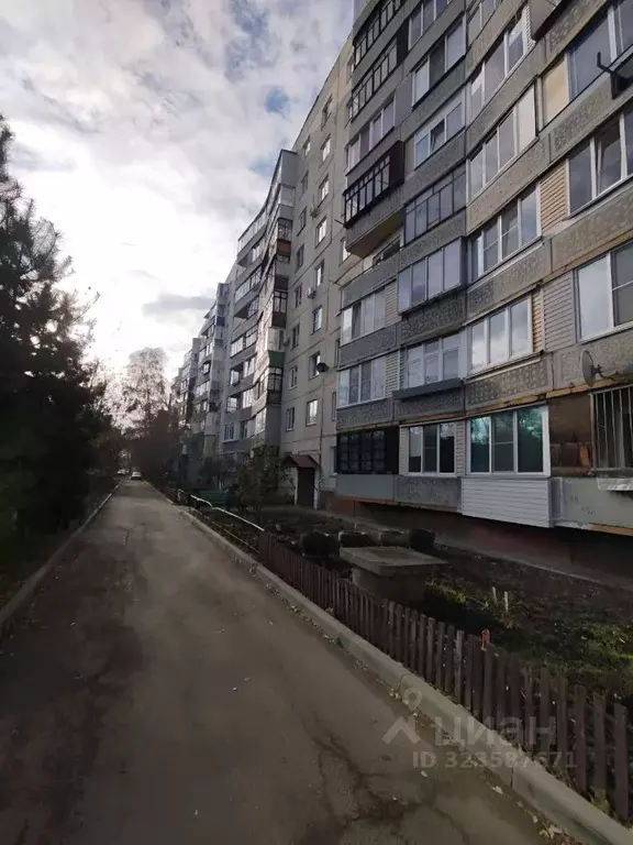 3-к кв. Алтайский край, Бийск ул. Владимира Короленко, 27 (64.3 м) - Фото 2