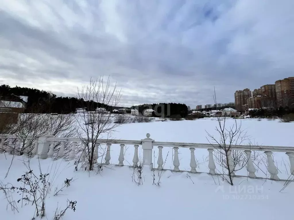 Участок в Красноярский край, Красноярск Снежная ул. (9.0 сот.) - Фото 0