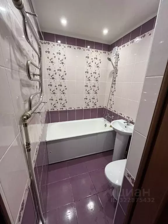 3-к кв. Пермский край, Пермь ул. Крисанова, 16 (55.0 м) - Фото 1