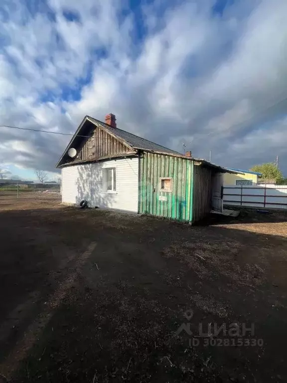 Дом в Кемеровская область, Промышленновский район, пос. Голубево  (40 ... - Фото 1