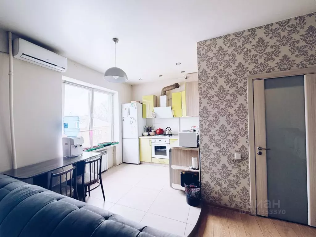 2-к кв. Волгоградская область, Волжский ул. Горького, 34 (55.5 м) - Фото 2