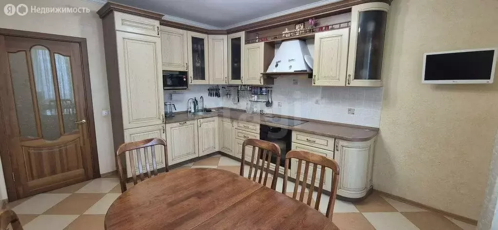 3-комнатная квартира: Пермь, улица Голева, 9А (112 м) - Фото 0