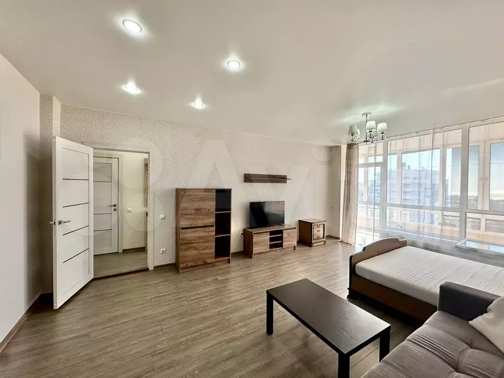 1-к. квартира, 55 м, 6/7 эт. - Фото 0