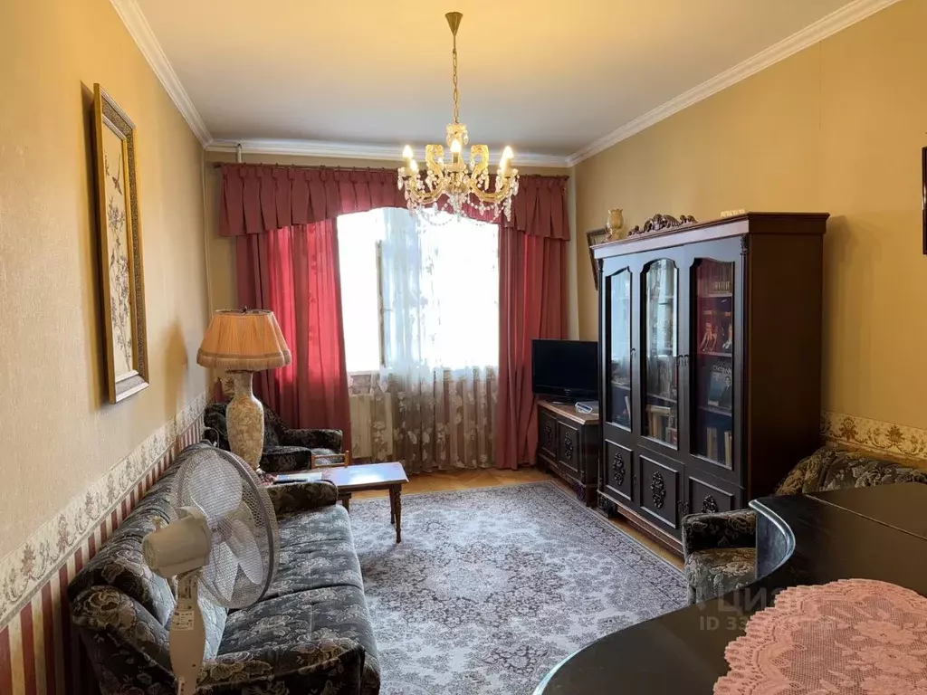 3-к кв. Москва ул. Хамовнический Вал, 14 (80.0 м) - Фото 1