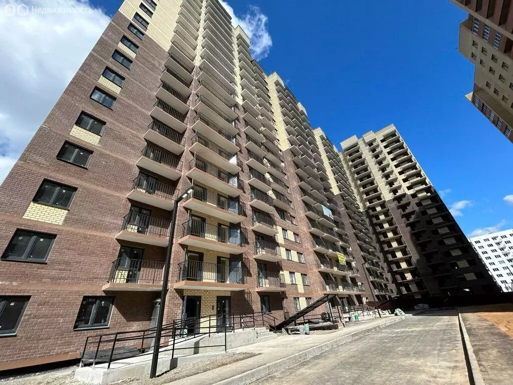 3-комнатная квартира: Ярославль, улица Строителей, 16к3 (87 м) - Фото 2