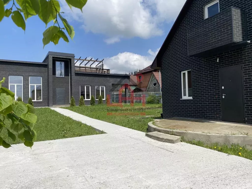 Дом в Ставропольский край, Ессентуки Академическая ул. (177 м) - Фото 2