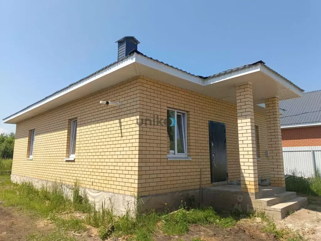 Дом в Башкортостан, Уфа городской округ, д. Самохваловка ул. ... - Фото 1