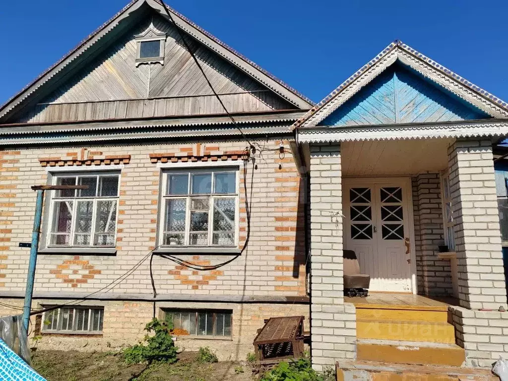 Дом в Пензенская область, Бессоновский район, с. Чемодановка ул. ... - Фото 1