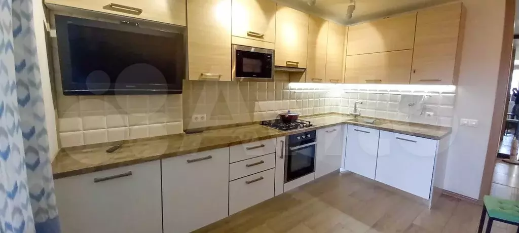 3-к. квартира, 73 м, 7/10 эт. - Фото 0