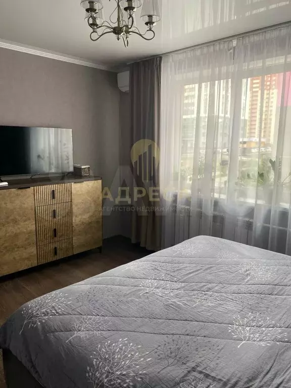 2-к. квартира, 64,7 м, 2/12 эт. - Фото 1