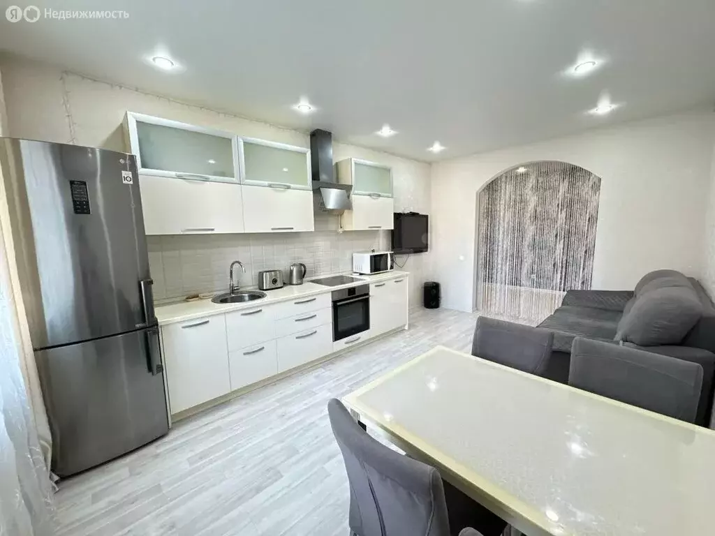 2-комнатная квартира: Казань, улица Баки Урманче, 5 (65.5 м) - Фото 1