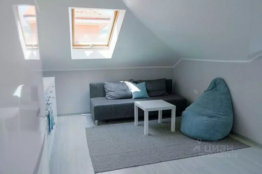 2-к кв. Краснодарский край, Геленджик Туристическая ул., 4Гк2А (65.0 ... - Фото 1