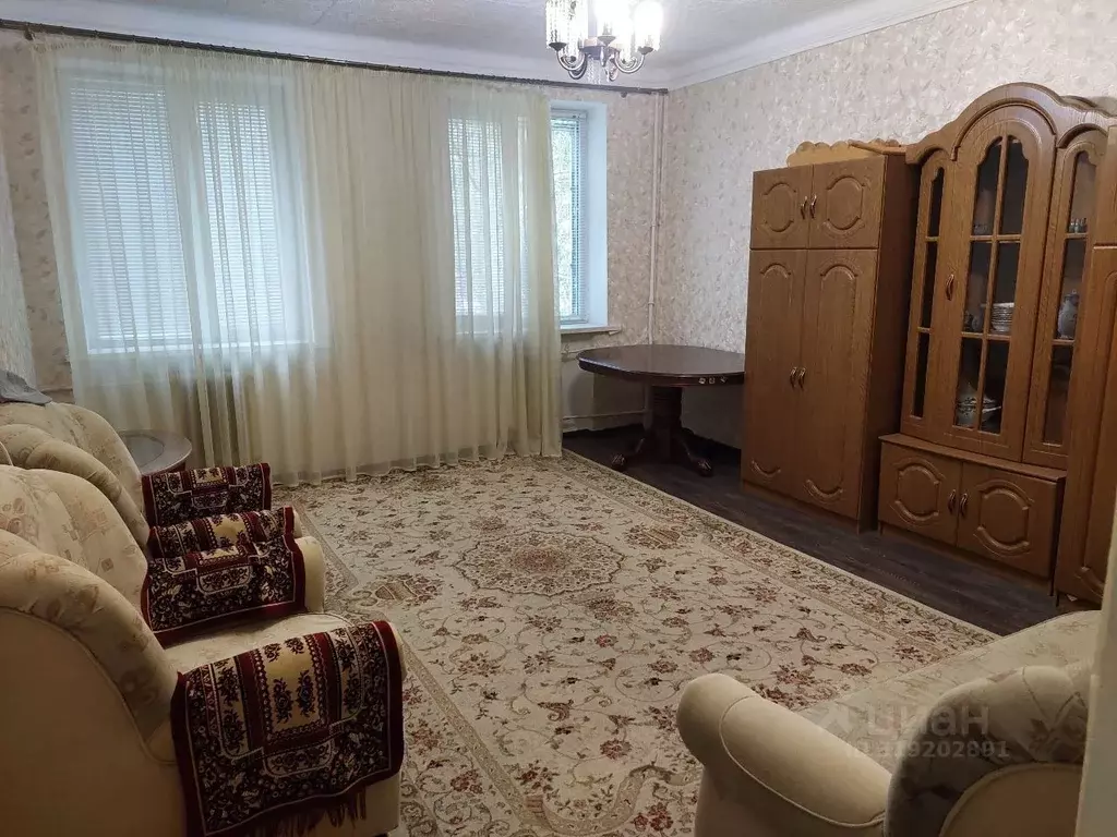 3-к кв. Московская область, Красногорск Октябрьская ул., 15 (80.0 м) - Фото 0